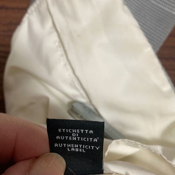 Vintage Versace Jeans Couture White Nylon Unisex Padded Fanny Pack on Web Belt. - Picture 10 of 12